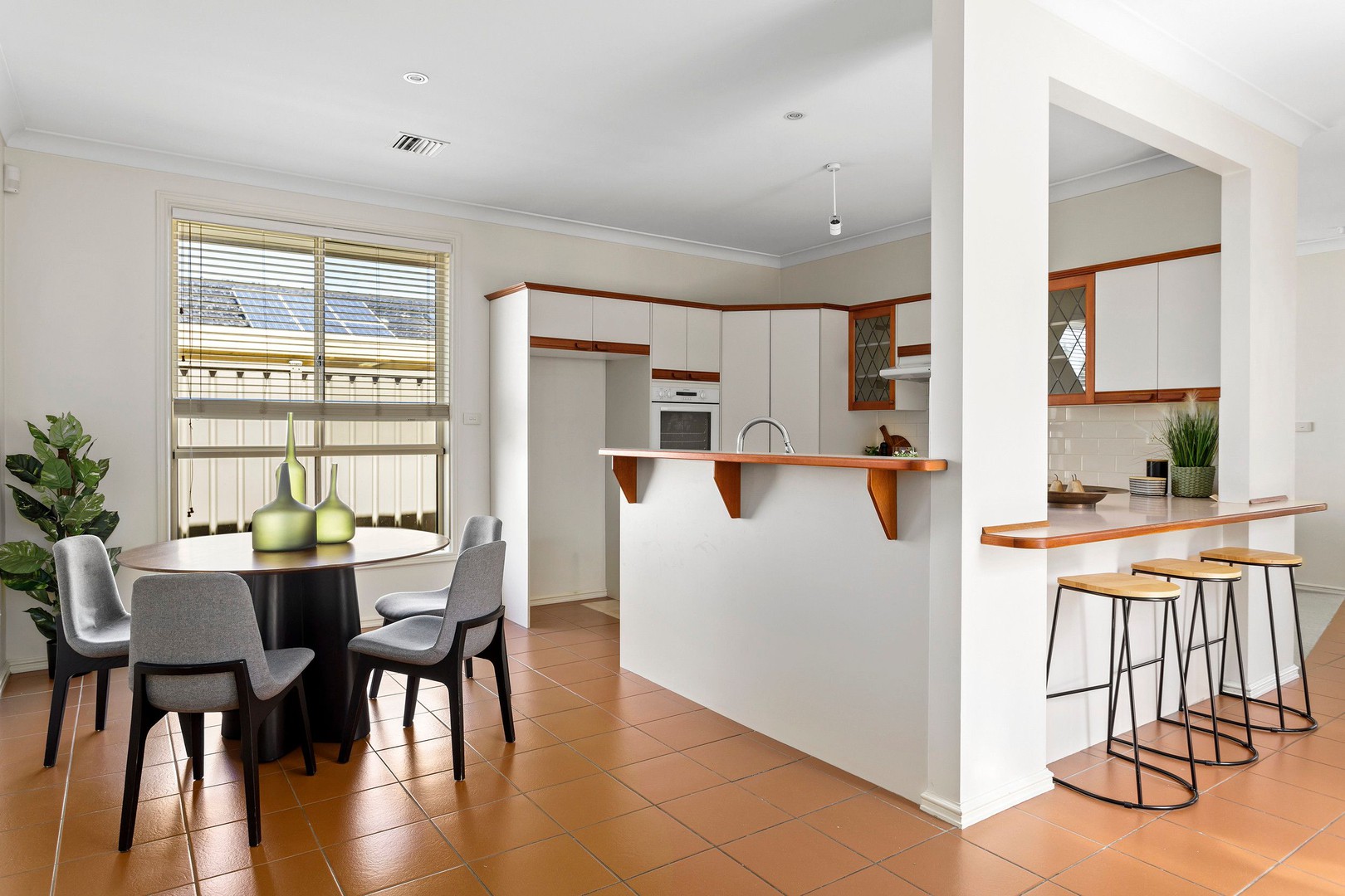 2 Woodfull CourtKeilor East, VIC 3033, Keilor East - Thumbnail 4