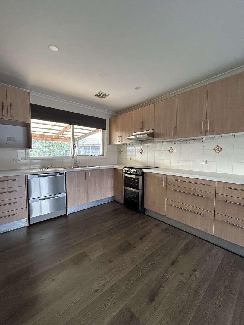 2 Wyatt Place, Melton West, VIC 3337 - Thumbnail 2 - 25/07/2026