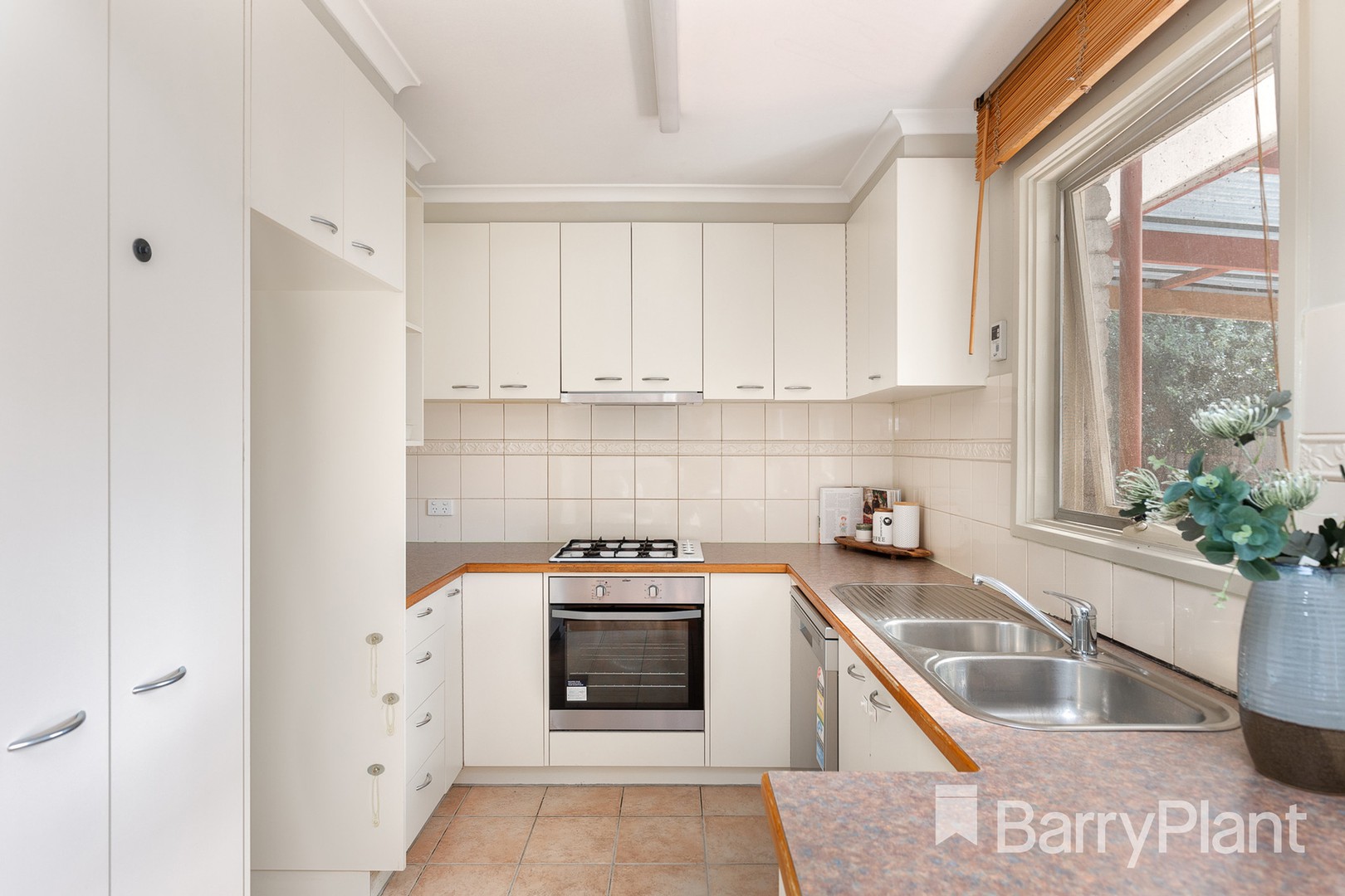 2 York Court, Keysborough, VIC 3173, Keysborough - Thumbnail 5