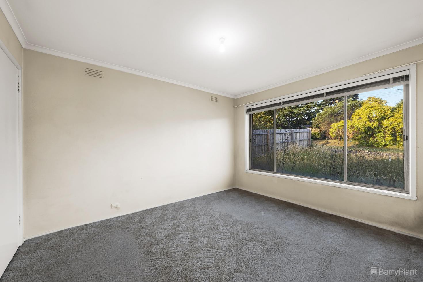 2 Yuruga Court, Mooroolbark, VIC 3138, Mooroolbark - Thumbnail 5