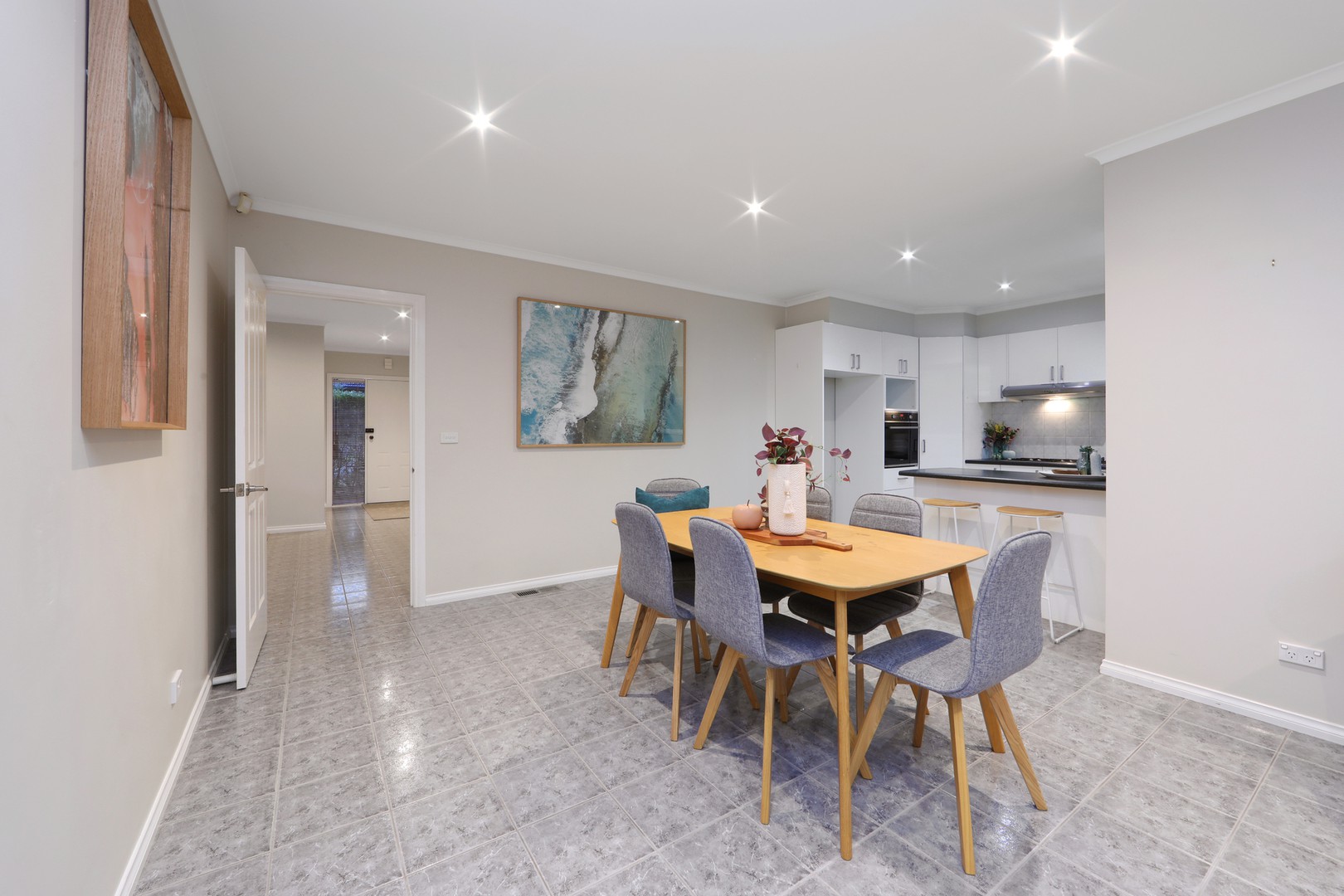 2 Yvette Drive, Rowville, VIC 3178, Rowville - Thumbnail 4