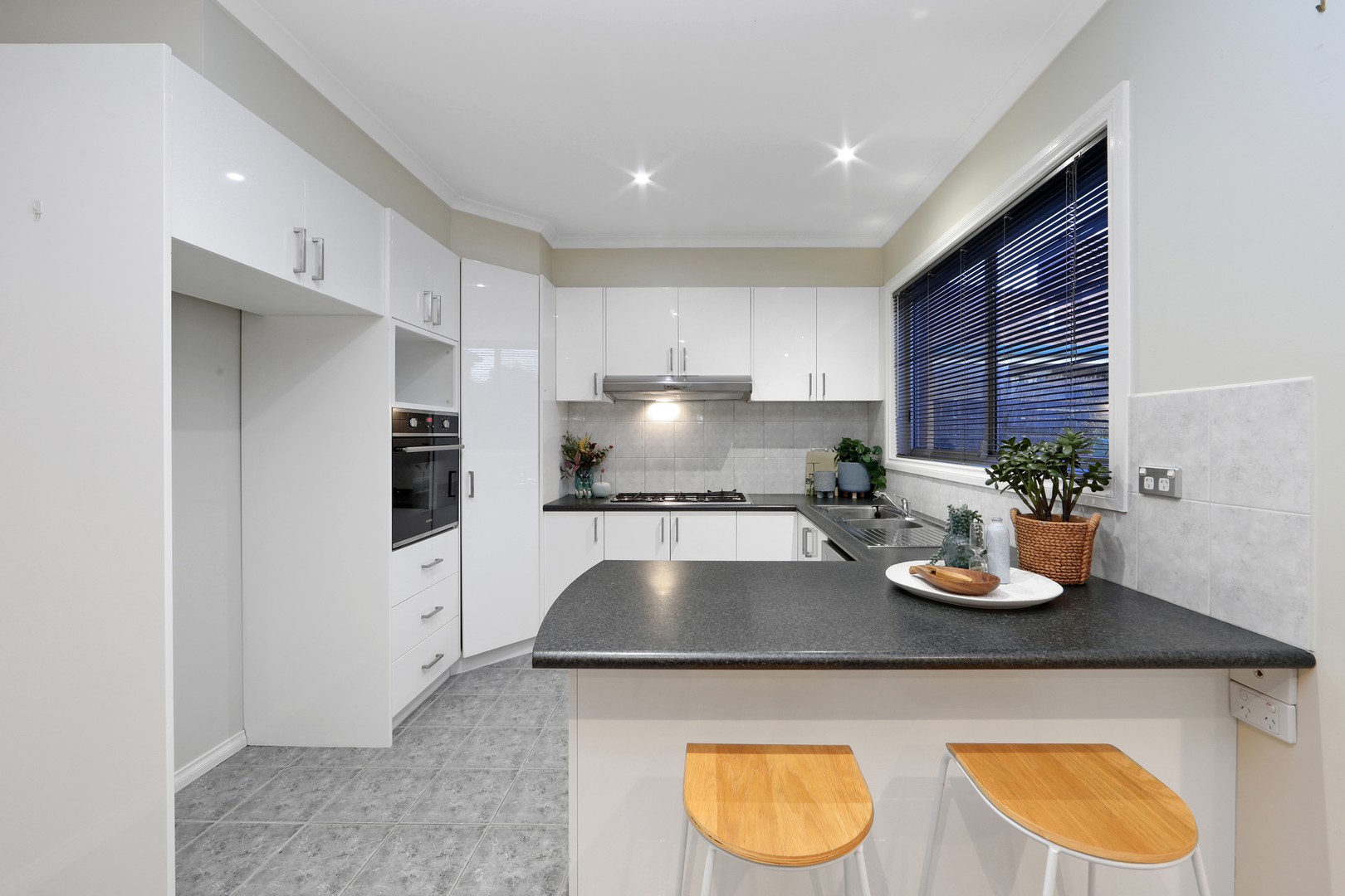 2 Yvette Drive, Rowville, VIC 3178, Rowville - Thumbnail 5