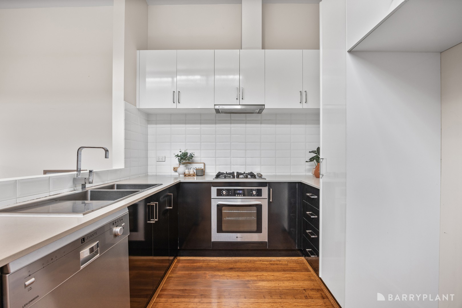2 Zephyr Close, Ringwood, VIC 3134, Ringwood - Thumbnail 4