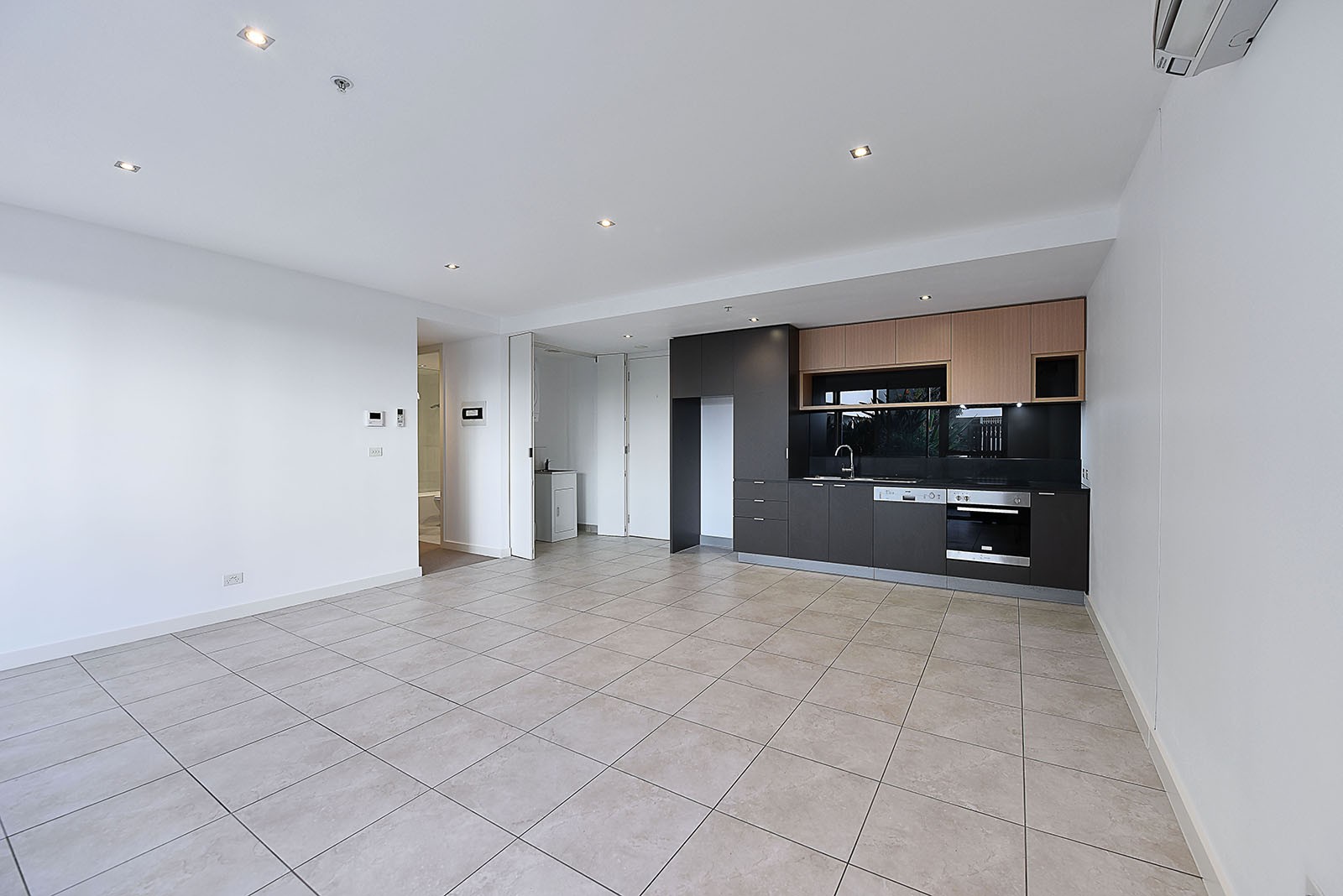 20/12 Crefden St, Maidstone, VIC 3012 - Thumbnail 1 - 09/05/2025