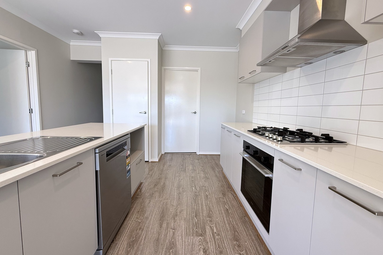 20 Akthar Avenue, Rockbank, VIC 3335, Rockbank - Thumbnail 4