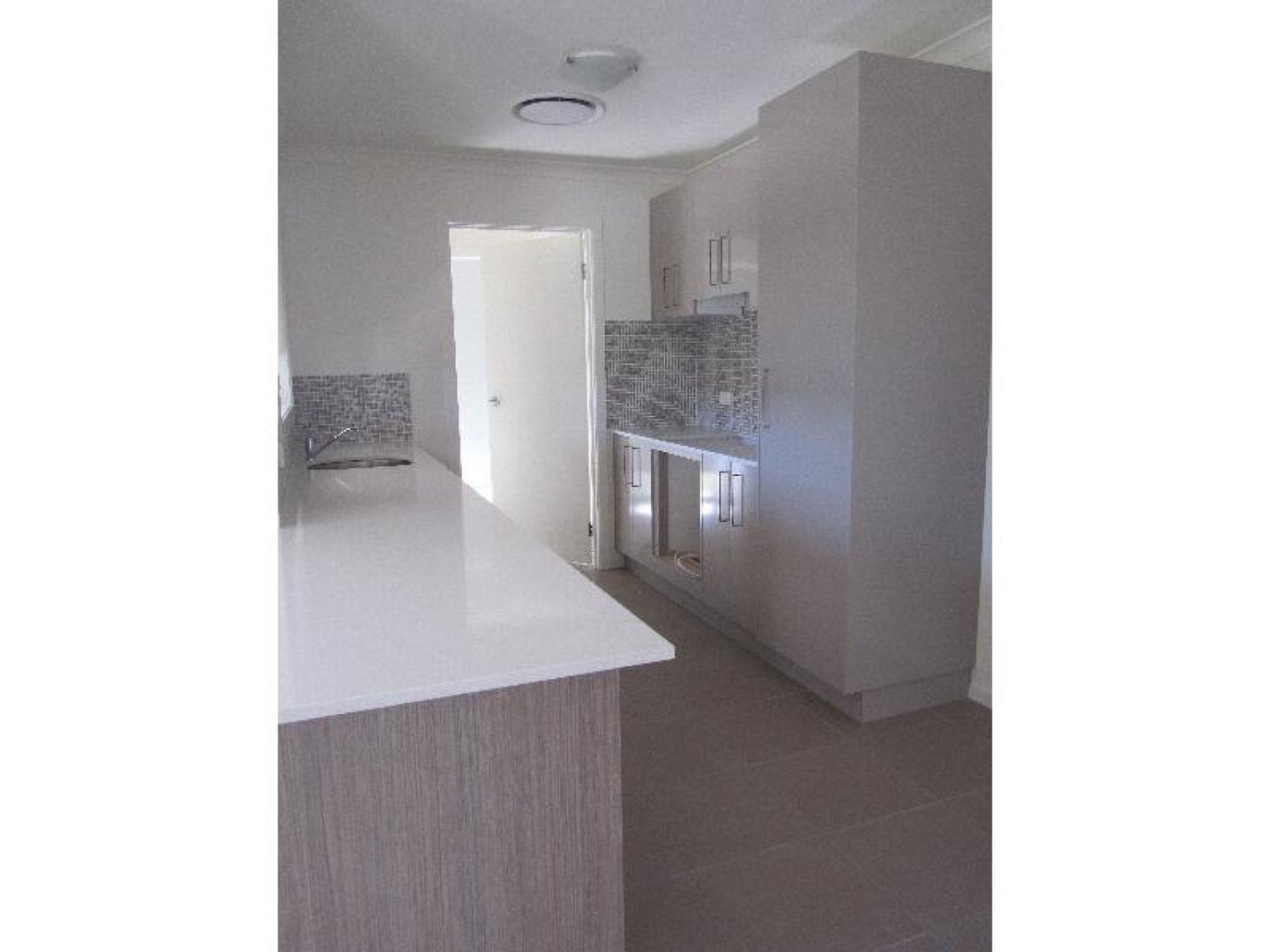 20 Alabaster Avenue, Cobblebank, VIC 3338, Cobblebank - Thumbnail 4