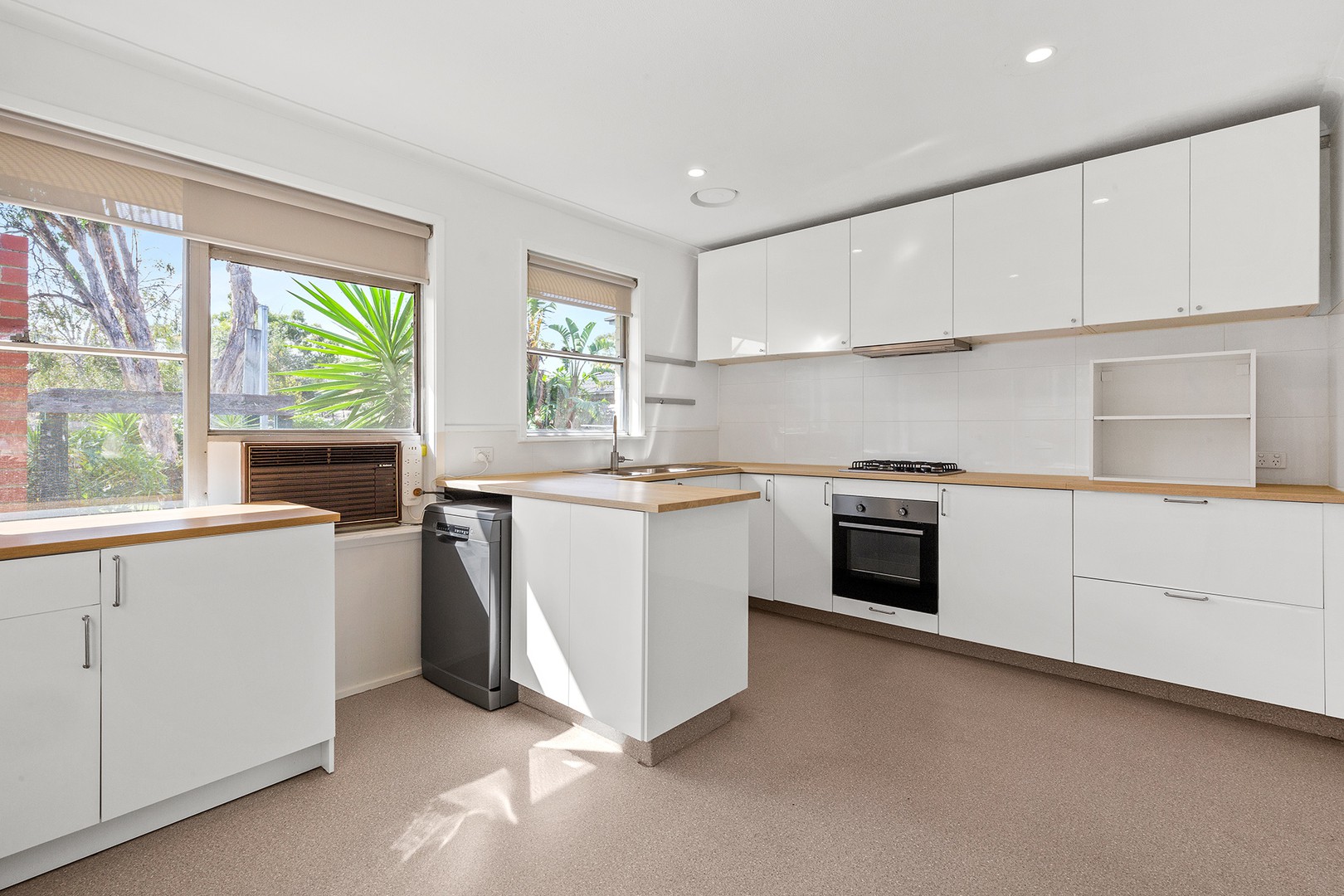 20 Armata Crescent, Frankston, VIC 3199, Frankston - Thumbnail 4