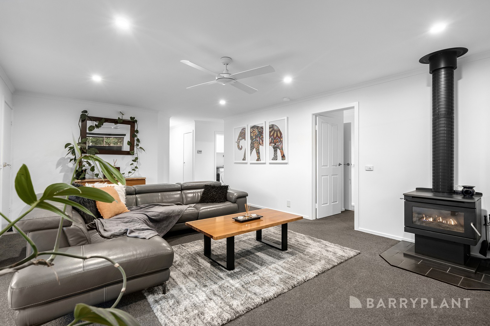 20 Ashley Court, Seville, VIC 3139 - Thumbnail 2 - 09/04/2026