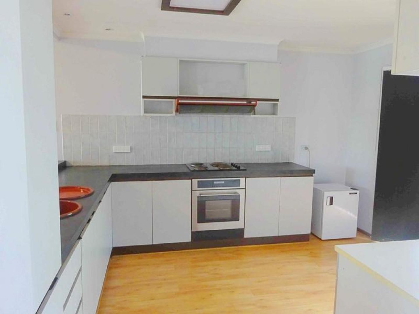 20 Axminster Drive, Craigieburn, VIC 3064, Craigieburn - Thumbnail 2