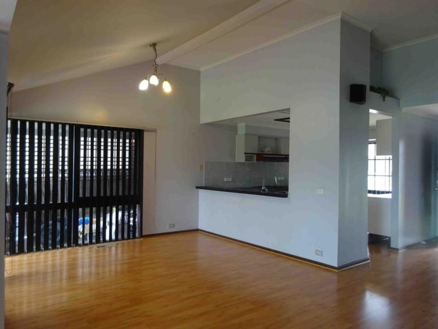 20 Axminster Drive, Craigieburn, VIC 3064, Craigieburn - Thumbnail 4