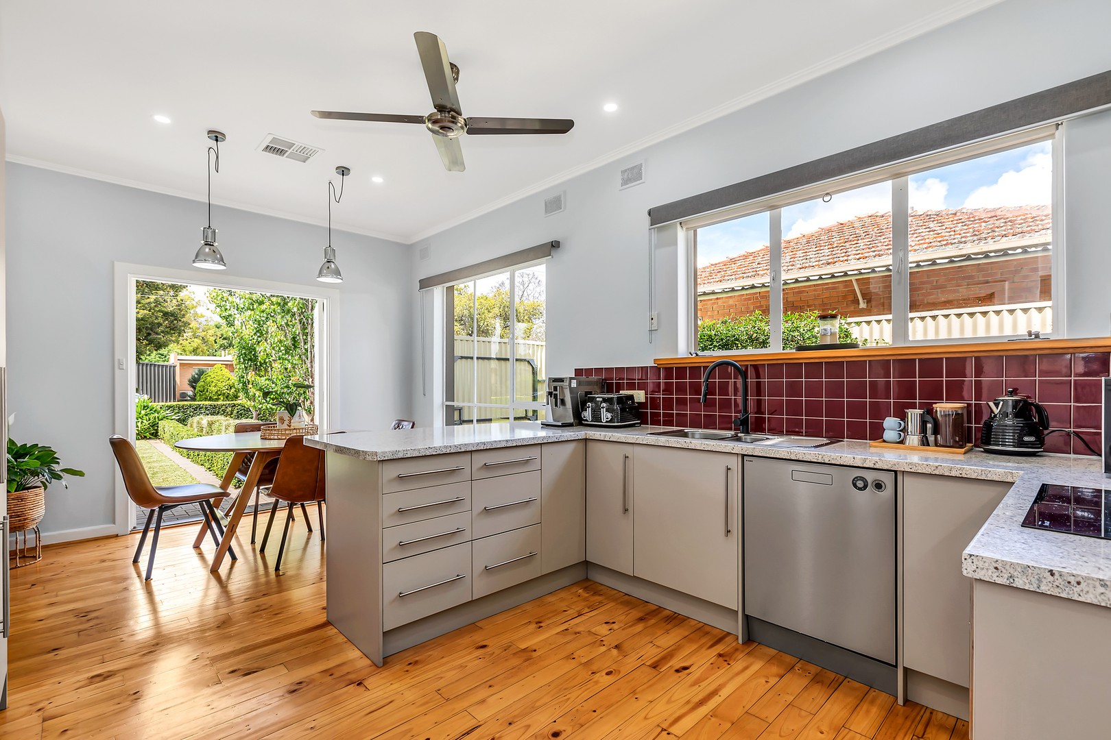 20 Beaverdale AvenueWindsor Gardens, SA 5087, Windsor Gardens - Thumbnail 2