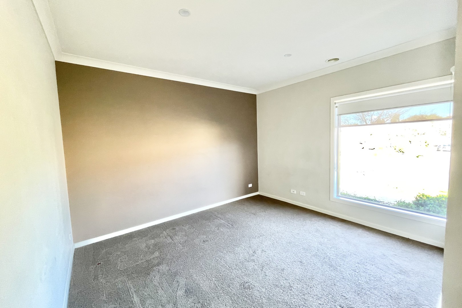 20 Blakewater Crescent, Weir Views, VIC 3338 - Thumbnail 2 - 03/03/2026