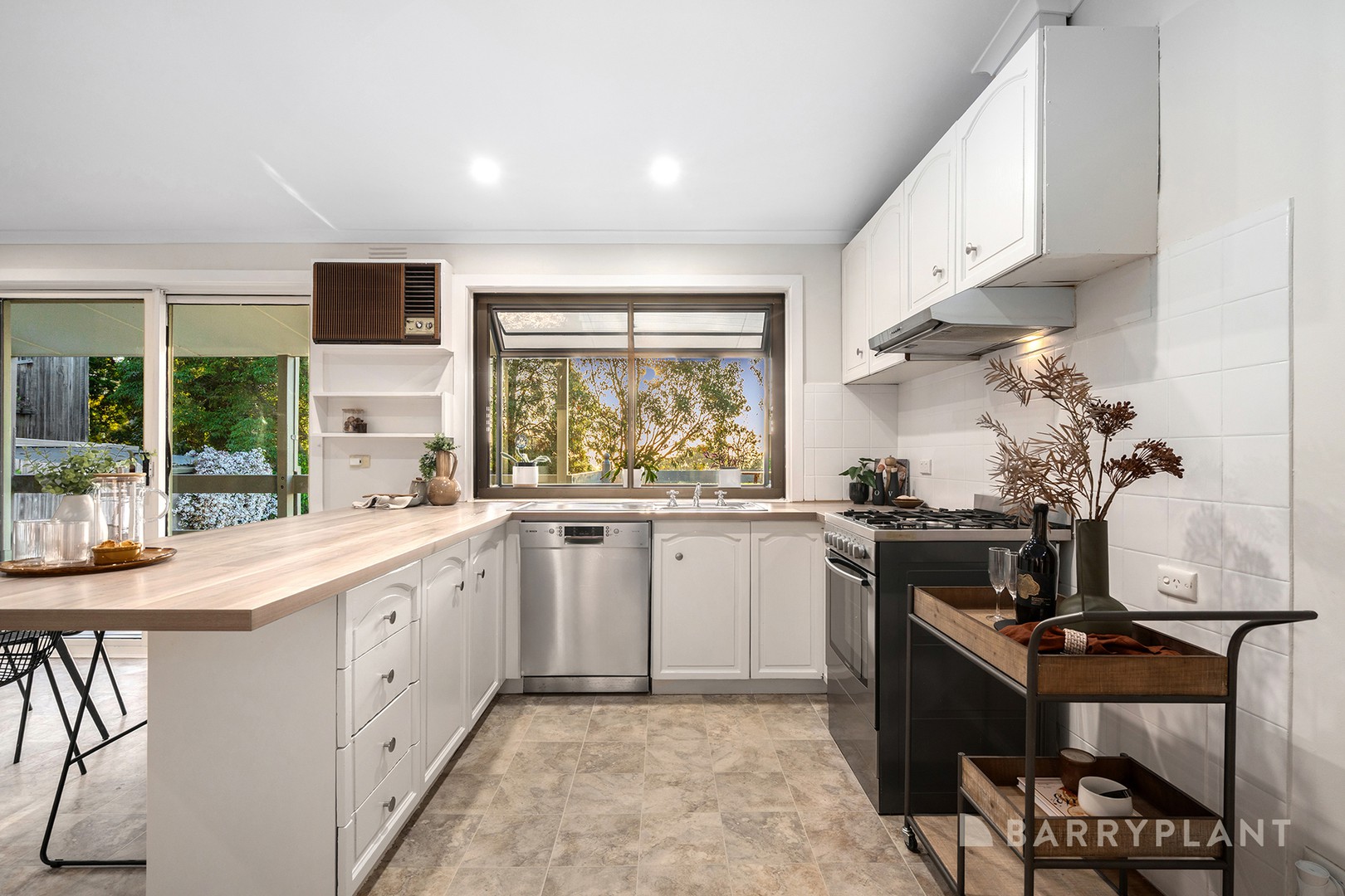 20 Bracken Avenue, Montrose, VIC 3765, Montrose - Thumbnail 4