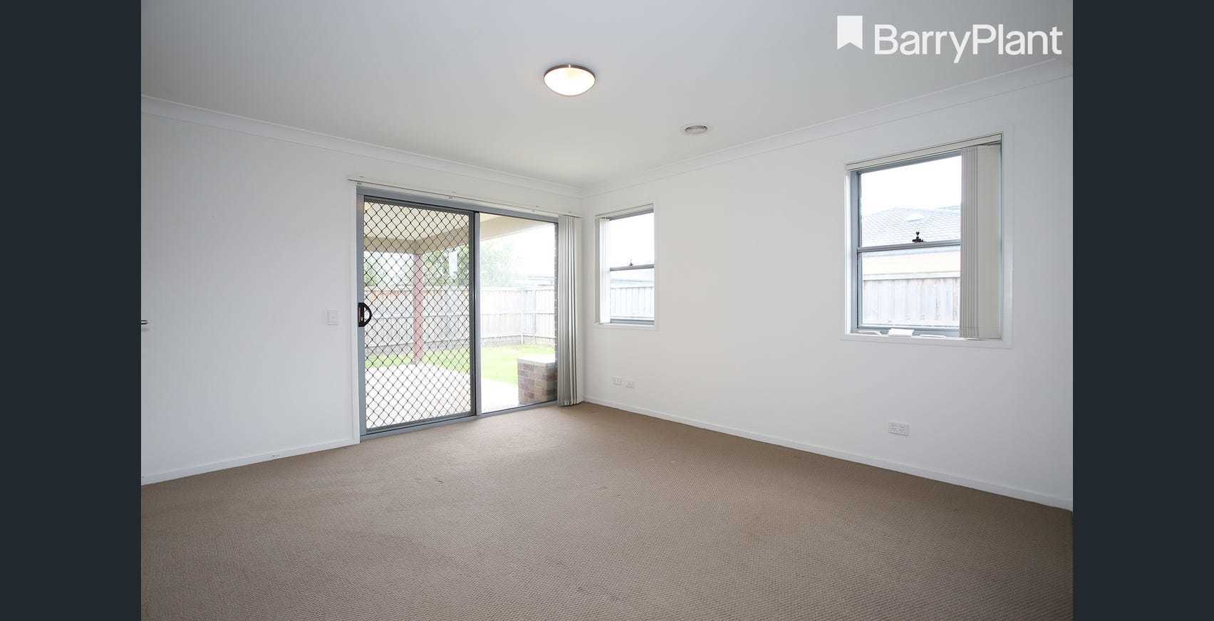 20 Bremer Street, Clyde North, VIC 3978, Clyde North - Thumbnail 4
