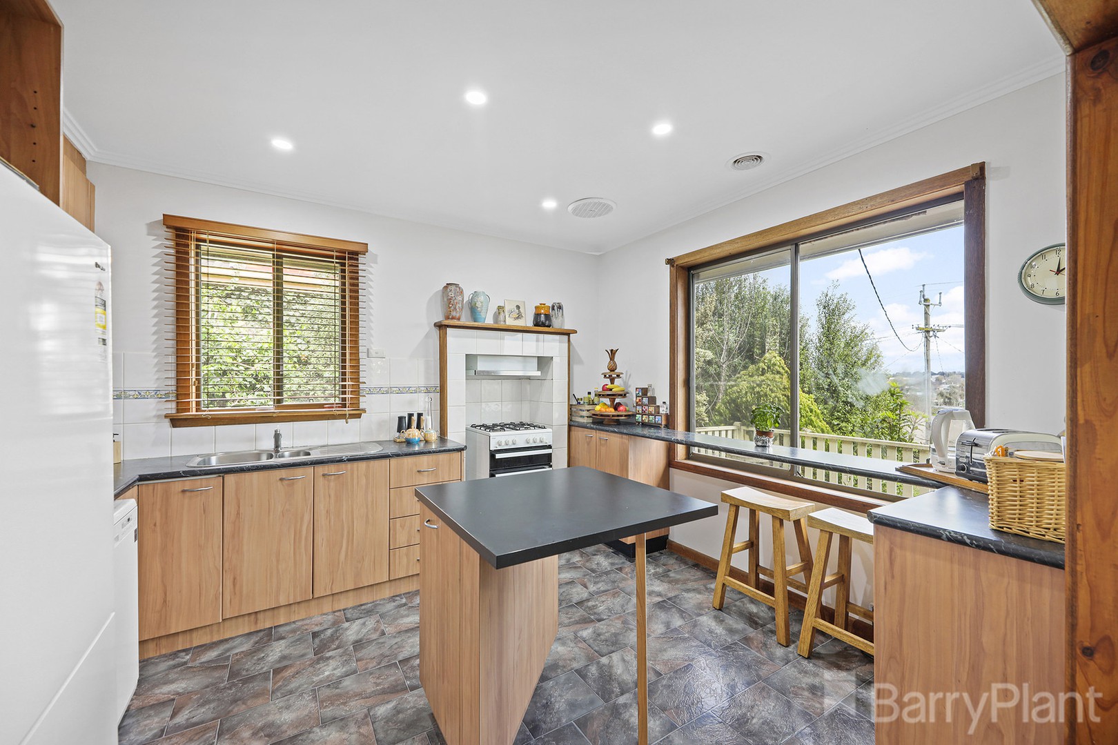 20 Burton Street, Warragul, VIC 3820, Warragul - Thumbnail 7