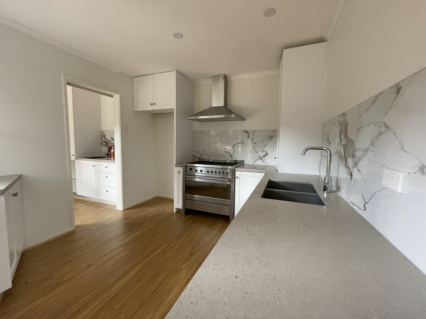 20 Castlewood Drive, Boronia, VIC 3155, Boronia - Thumbnail 2