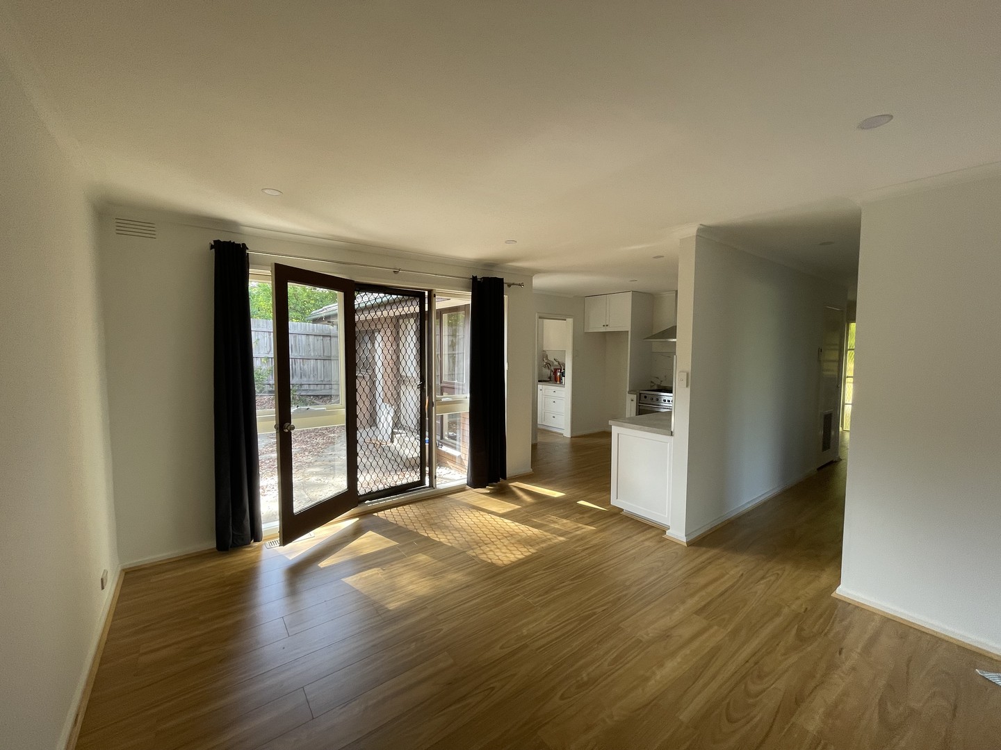 20 Castlewood Drive, Boronia, VIC 3155, Boronia - Thumbnail 3