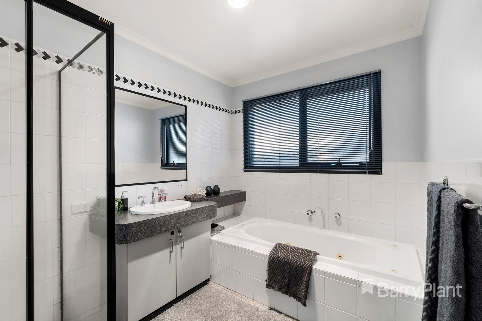 20 Charlotte Road, Mill Park, VIC 3082, Mill Park - Thumbnail 7