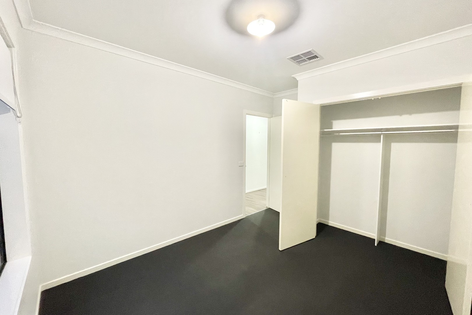 20 Cobblefield Street, Aintree, VIC 3336, Aintree - Thumbnail 4
