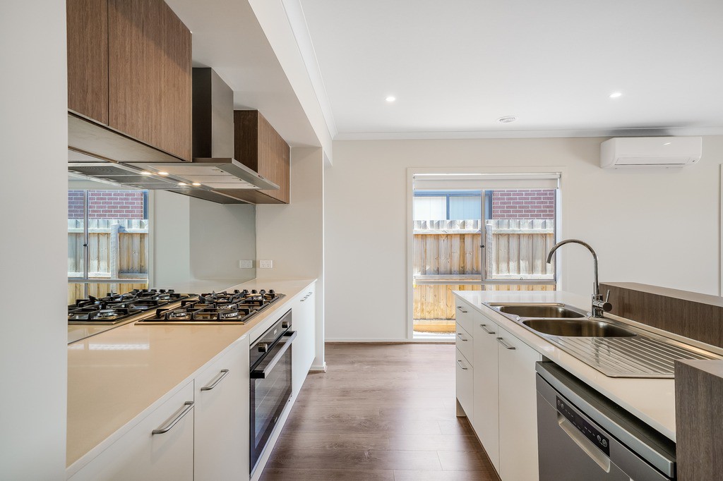 20 Corella Road, Armstrong Creek, VIC 3217, Armstrong Creek - Thumbnail 2