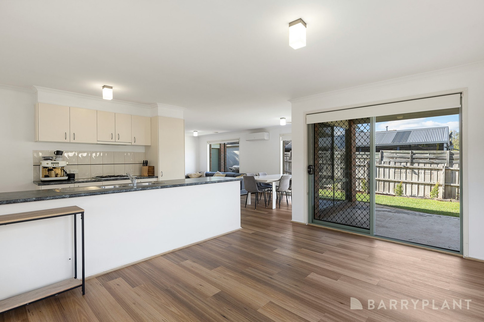20 Cosmo Court, Kilsyth, VIC 3137, Kilsyth - Thumbnail 3