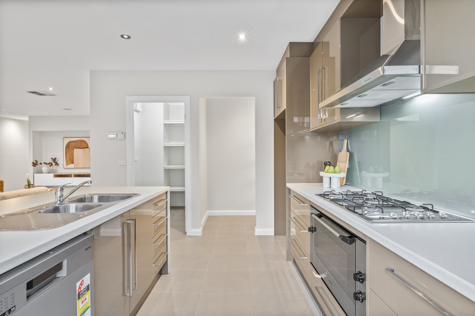 20 Cullen Terrace, Caroline Springs, VIC 3023, Caroline Springs - Thumbnail 5