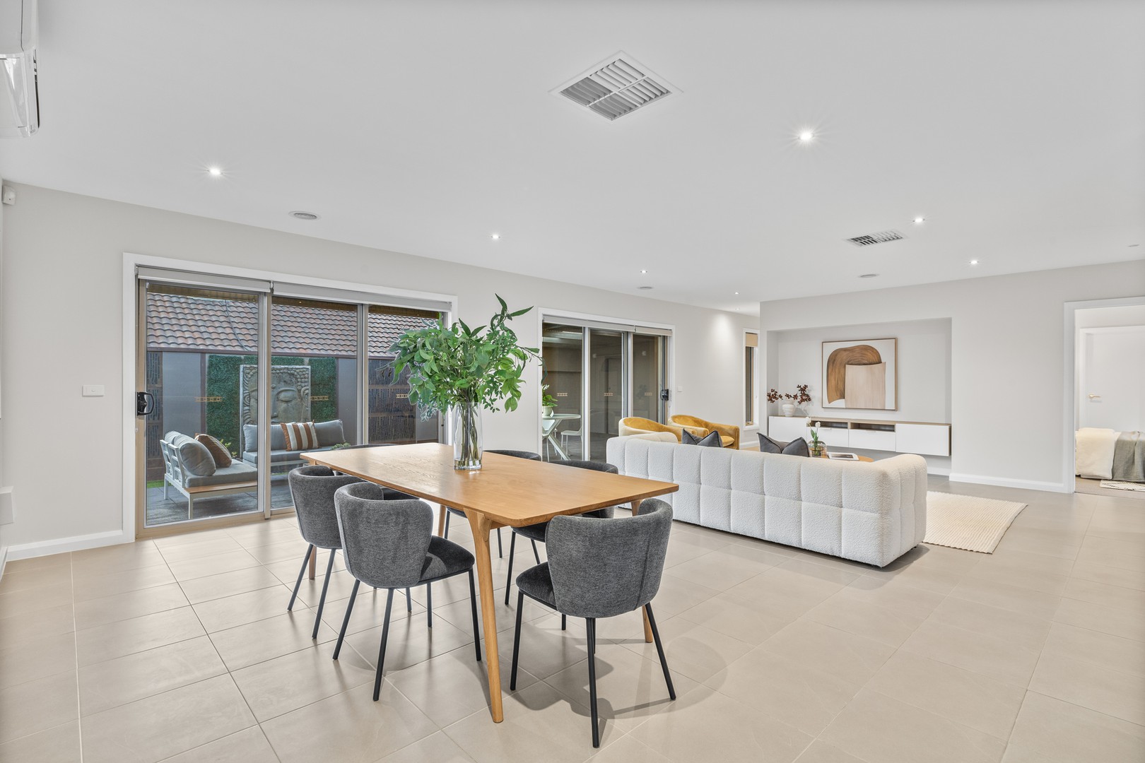 20 Cullen Terrace, Caroline Springs, VIC 3023, Caroline Springs - Thumbnail 7