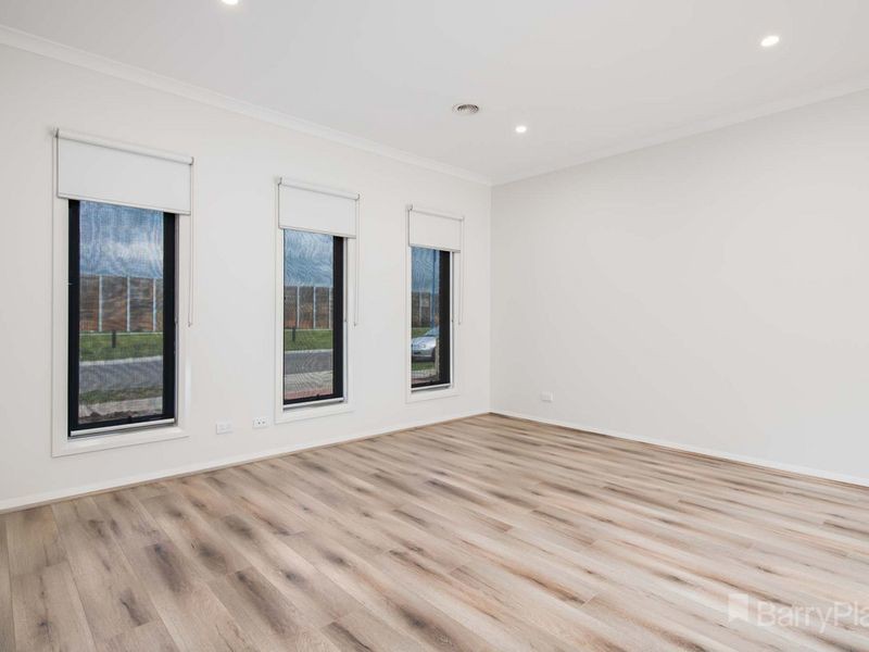 20 Cumberland Drive, Pakenham, VIC 3810, Pakenham - Thumbnail 5