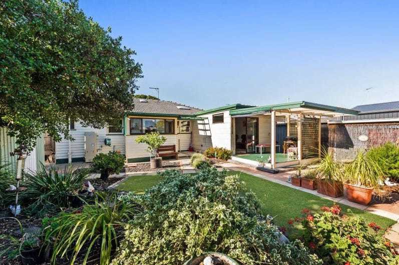 20 Dorward Avenue, Newcomb, VIC 3219 - Thumbnail 2 - 16/12/2025