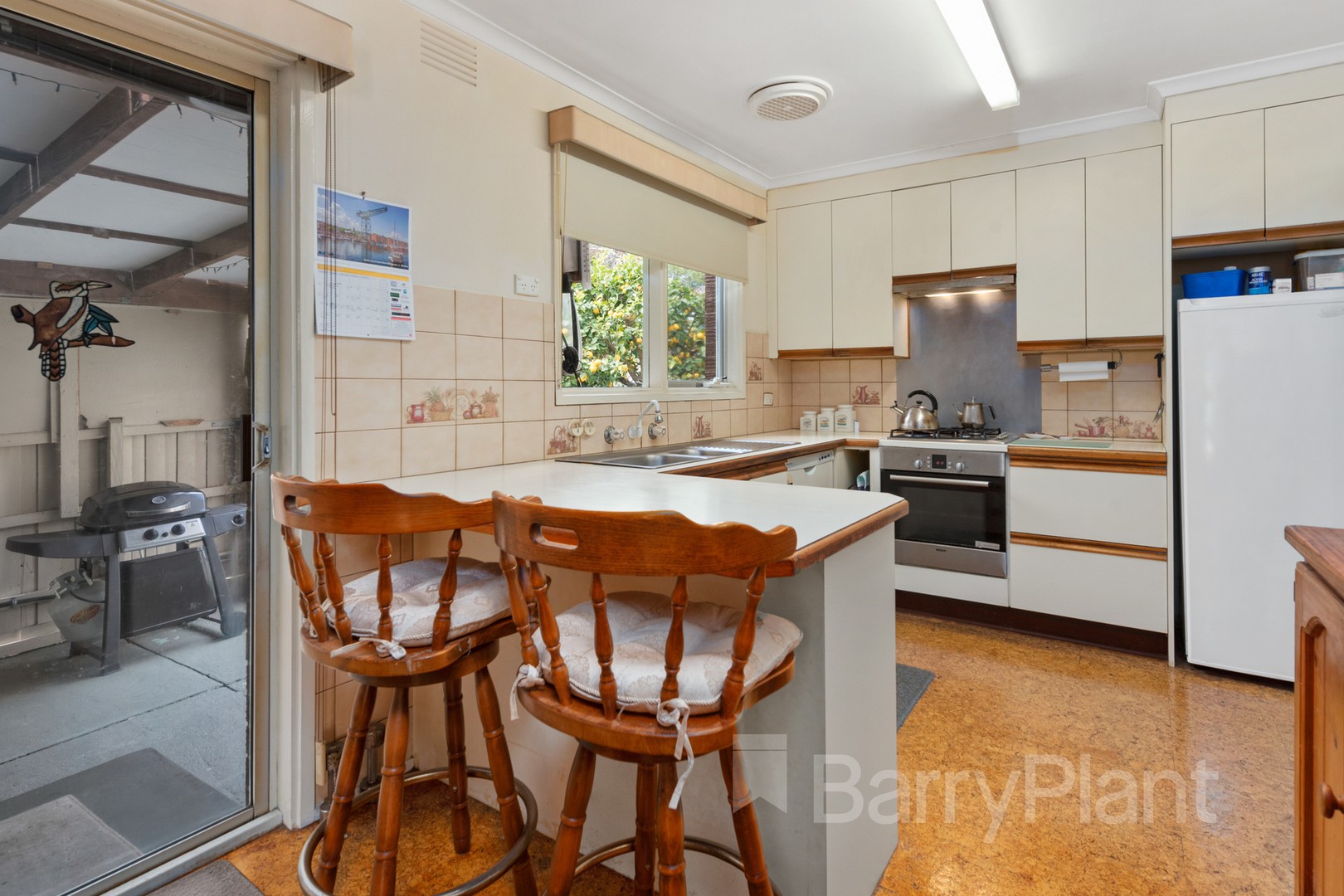 20 Dumfries Way, Wantirna, VIC 3152, Wantirna - Thumbnail 4