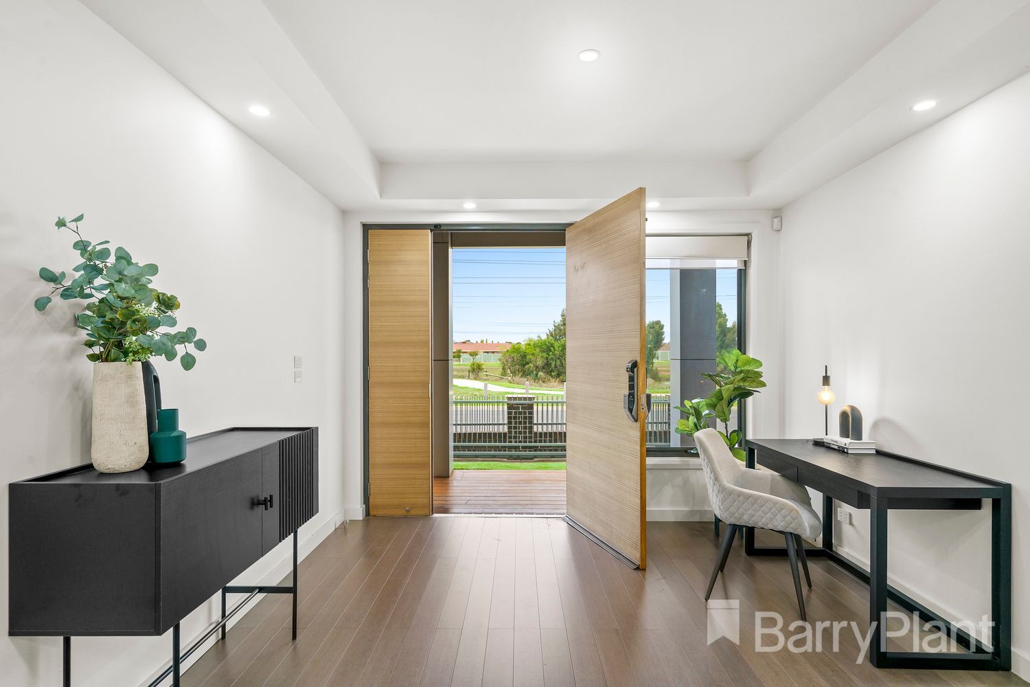 20 Egret Crescent, Cairnlea, VIC 3023 - Thumbnail 2 - 05/05/2022