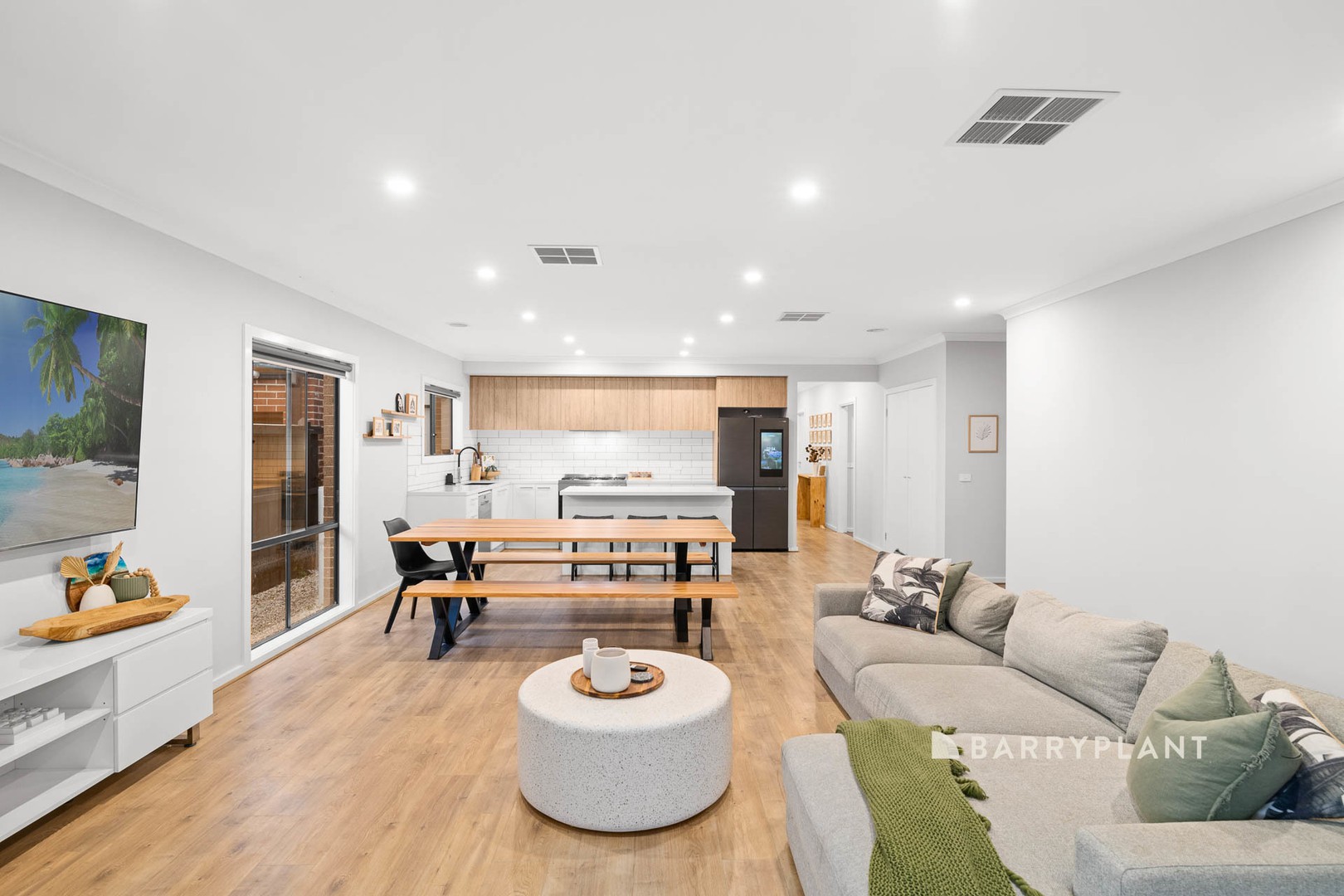 20 Eiger Street, Clyde North, VIC 3978, Clyde North - Thumbnail 6