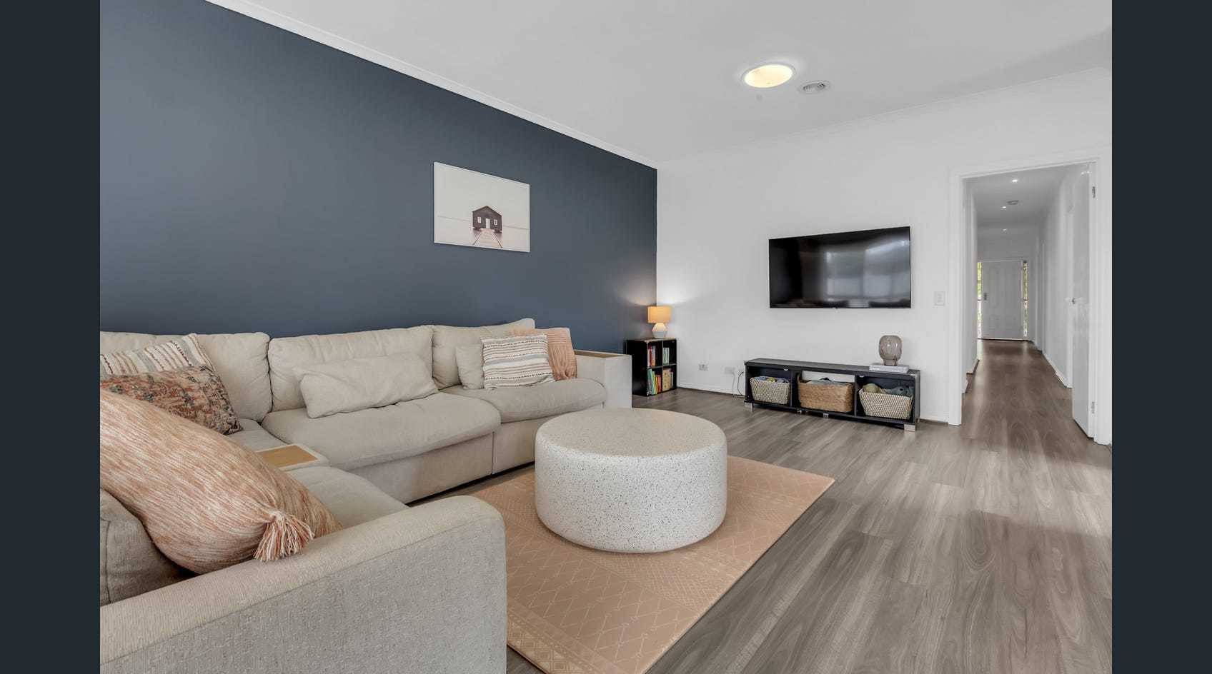 20 Eldergreen Circuit, Craigieburn, VIC 3064, Craigieburn - Thumbnail 2
