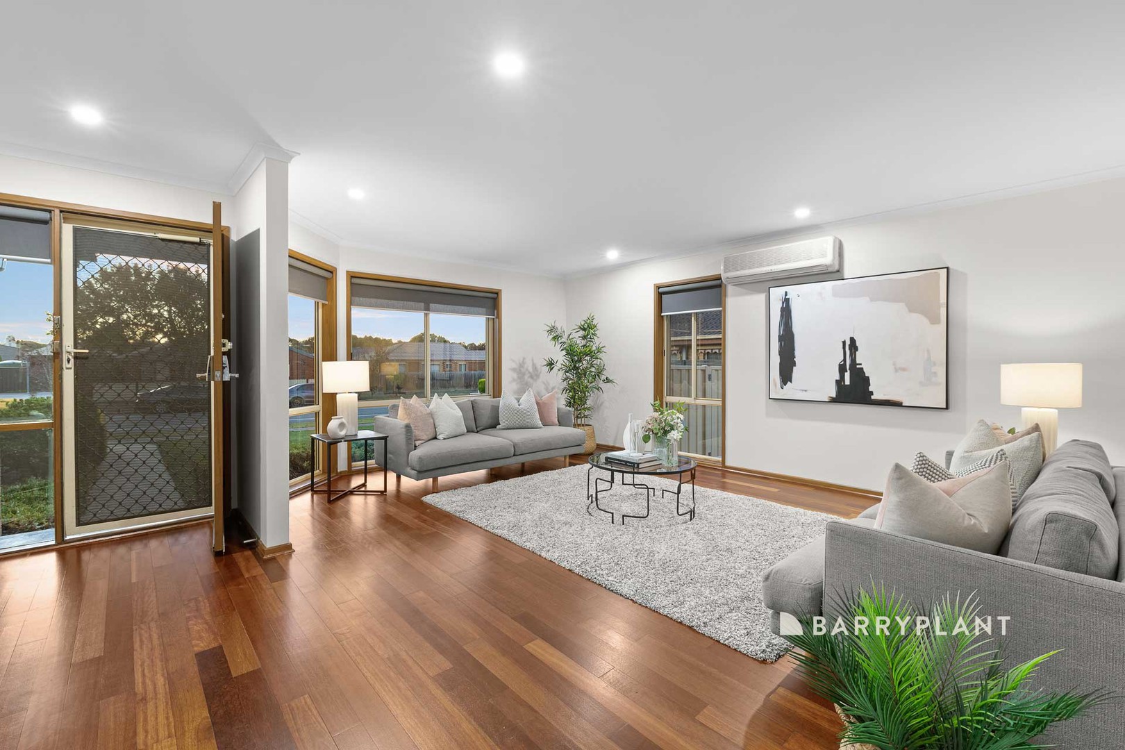 20 Emily Drive, Narre Warren, VIC 3805 - Thumbnail 2 - 20/03/2025