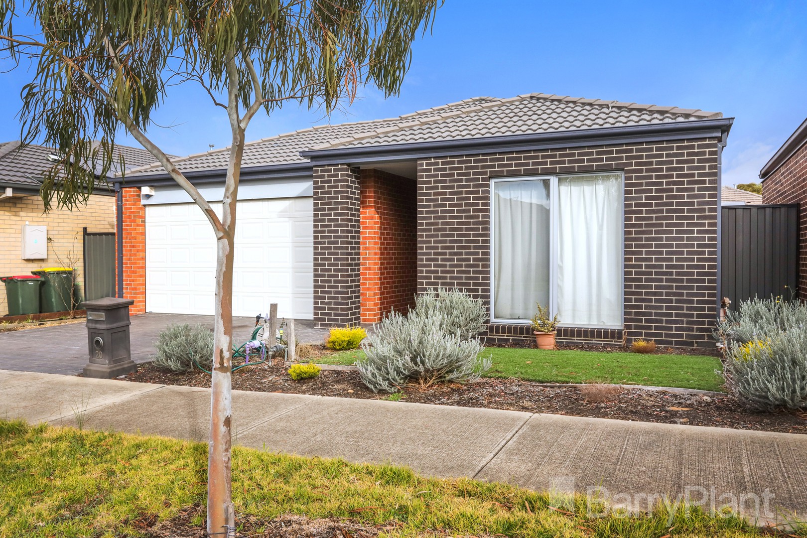 20 Eminence Way, Craigieburn, VIC 3064, Craigieburn - Thumbnail 2