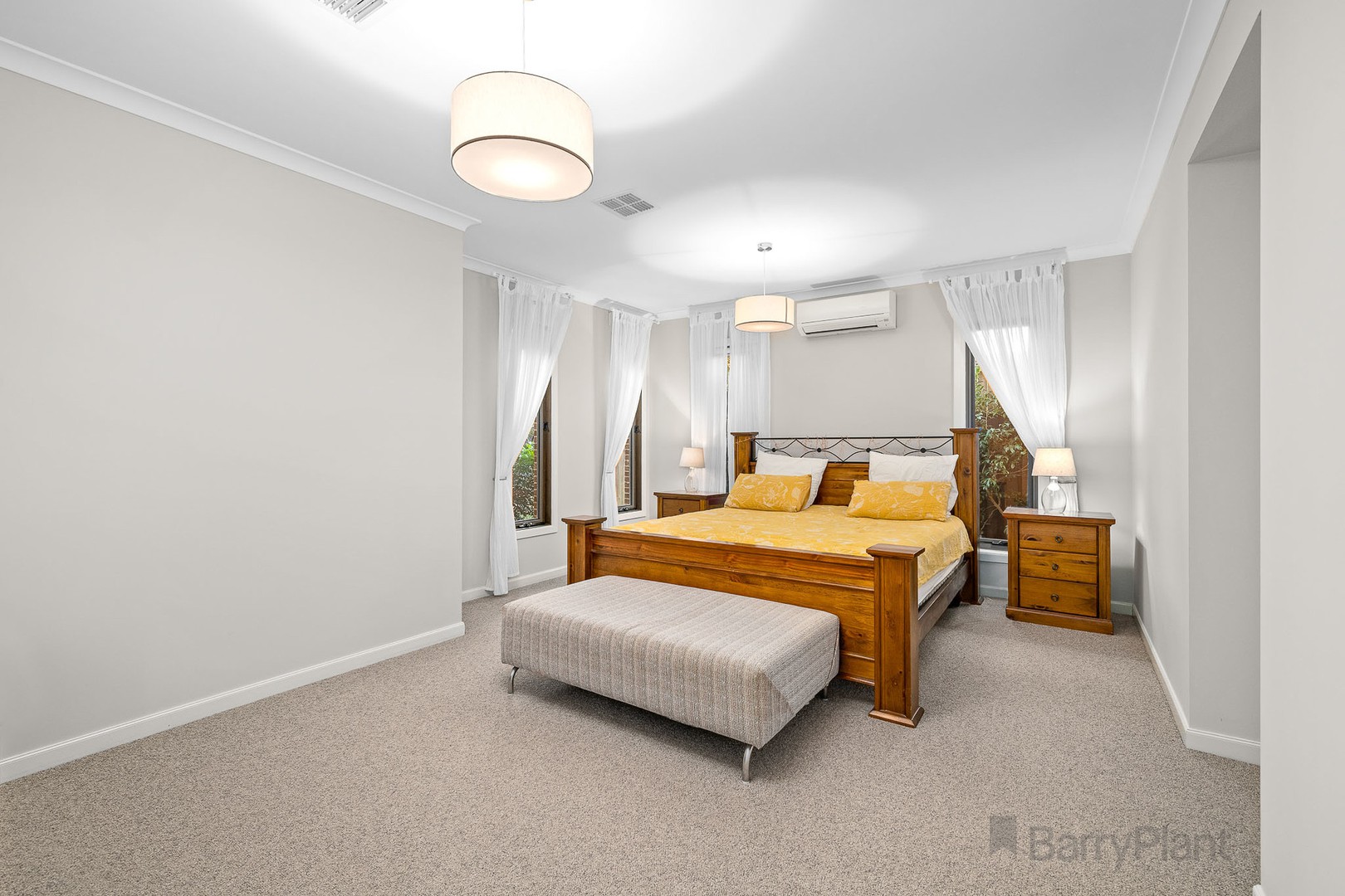 20 Fanfare Close, Berwick, VIC 3806, Berwick - Thumbnail 2