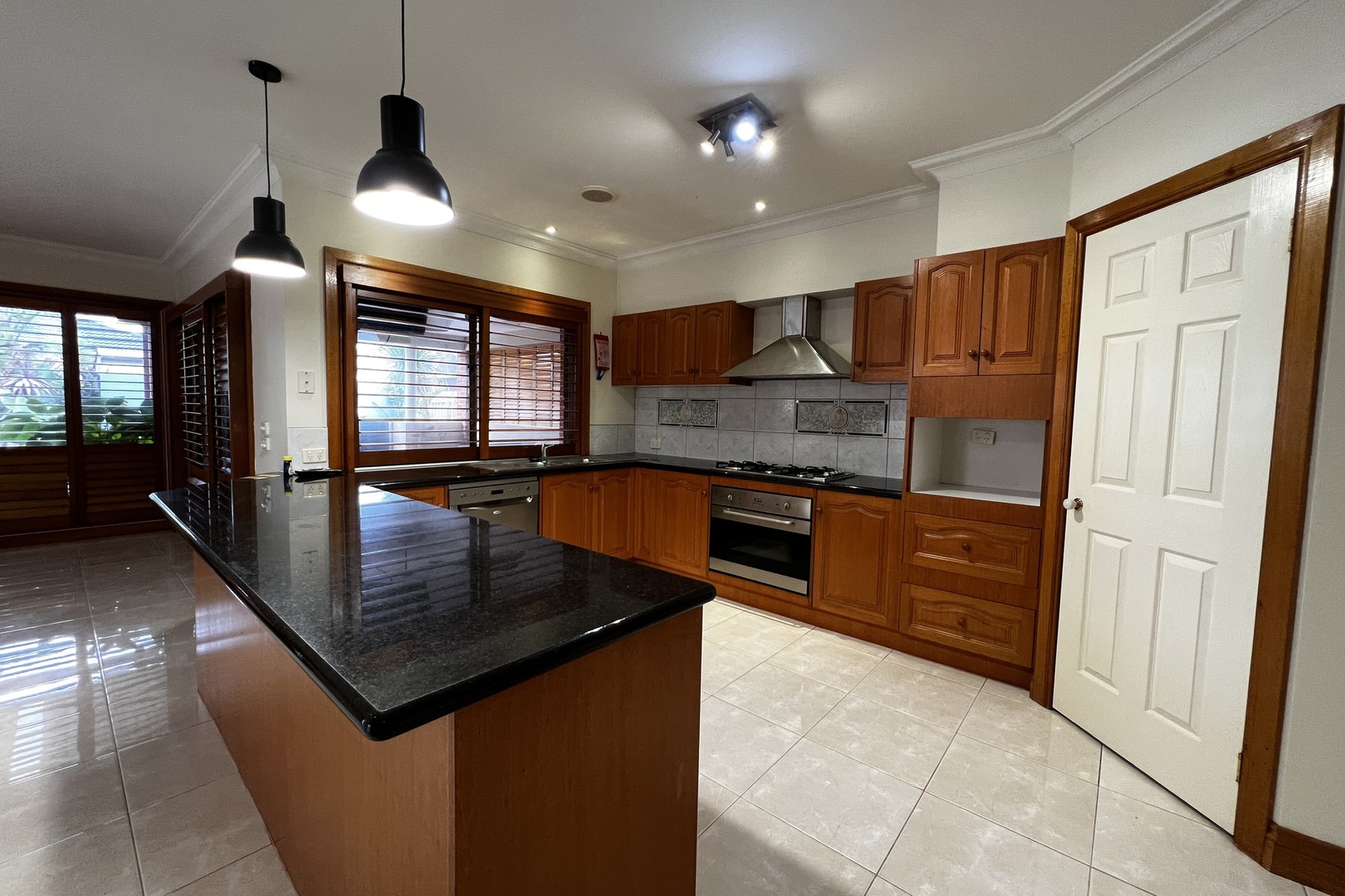 20 Flinders Street, Taylors Hill, VIC 3037, Taylors Hill - Thumbnail 5