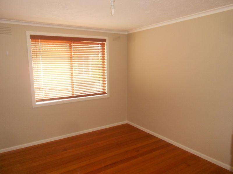 20 Fran Street, Glenroy, VIC 3046 - Thumbnail 2 - 05/11/2025