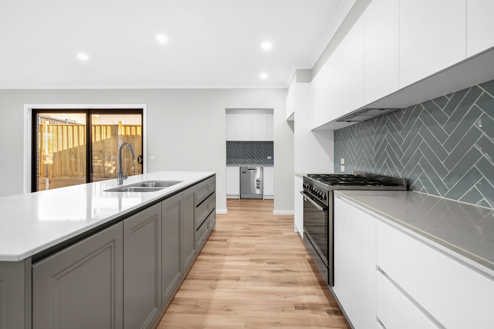 20 Gallagher Crescent, Lilydale, VIC 3140 - Thumbnail 1 - 03/04/2024