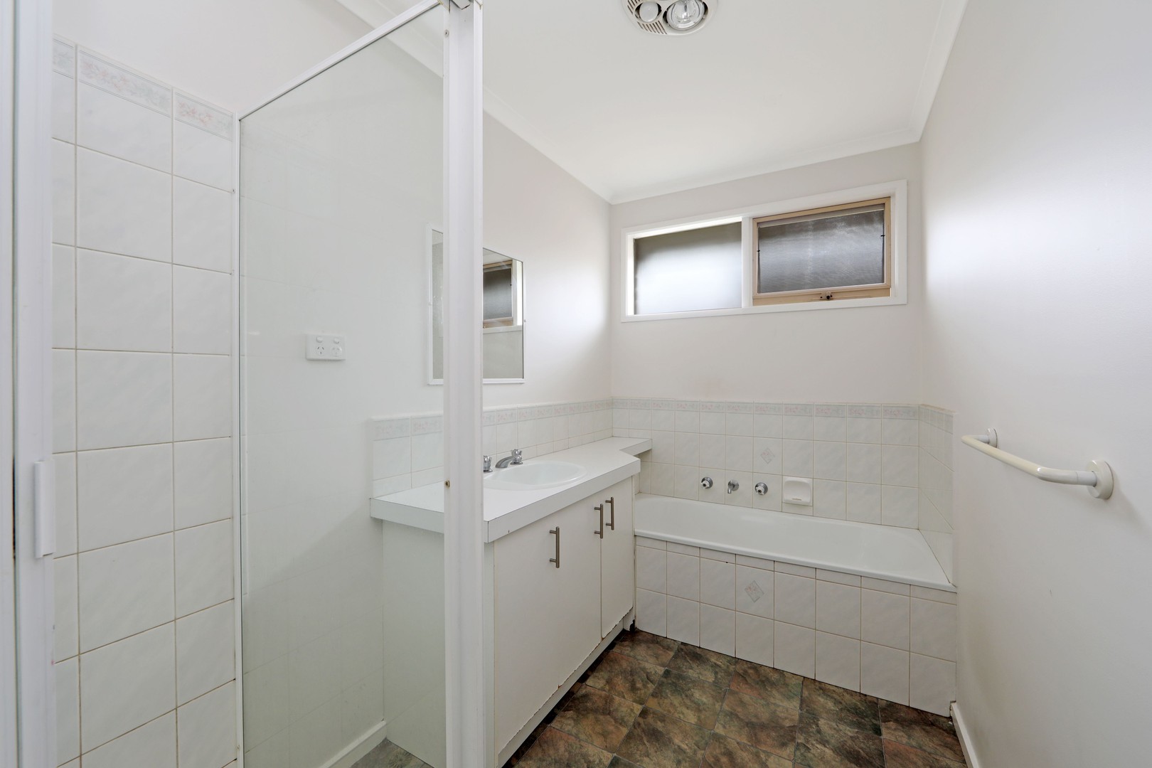 20 Gullquist  Way, Pakenham, VIC 3810, Pakenham - Thumbnail 6