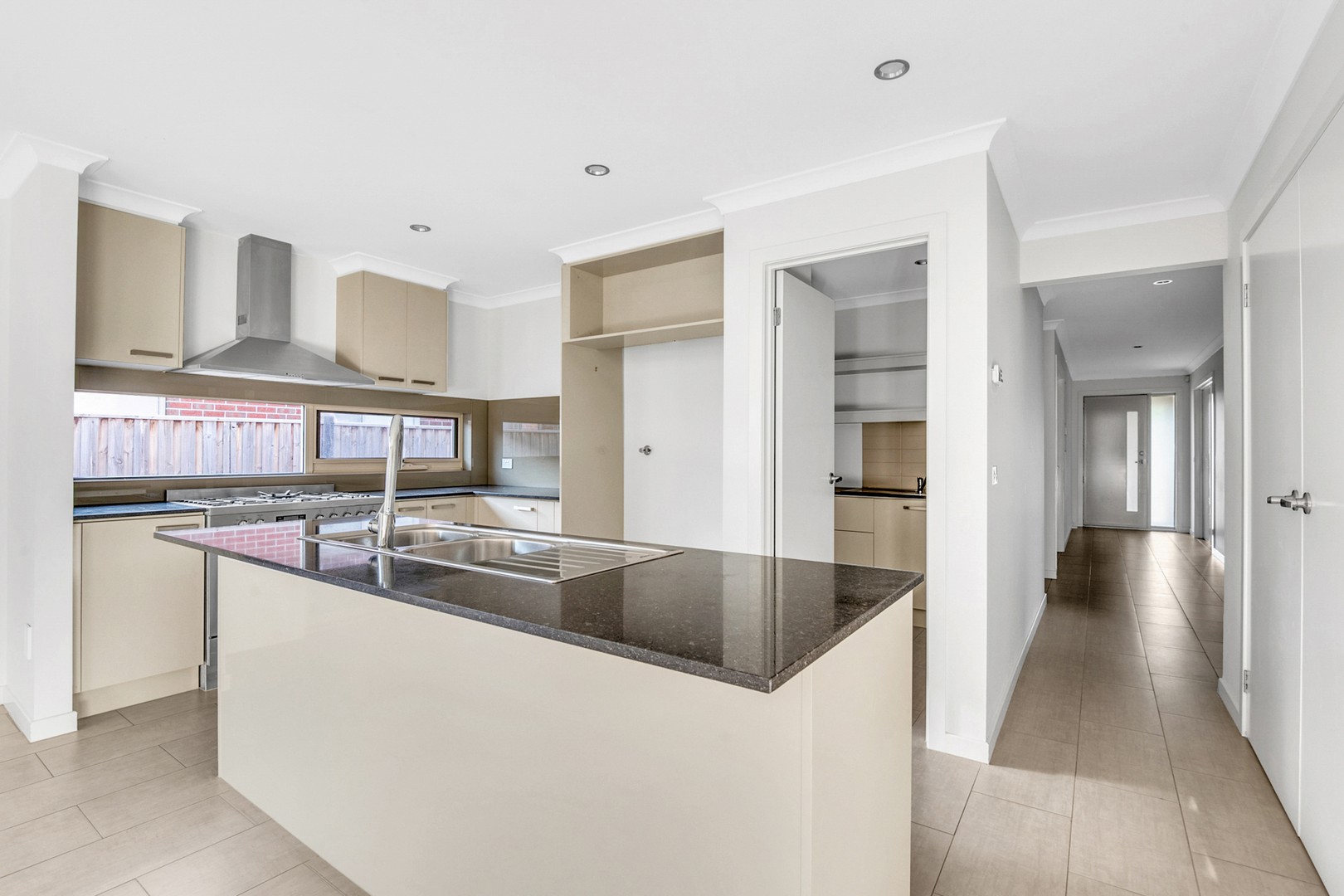 20 Hartney Avenue, Mickleham, VIC 3064 - Thumbnail 1 - 30/04/2025