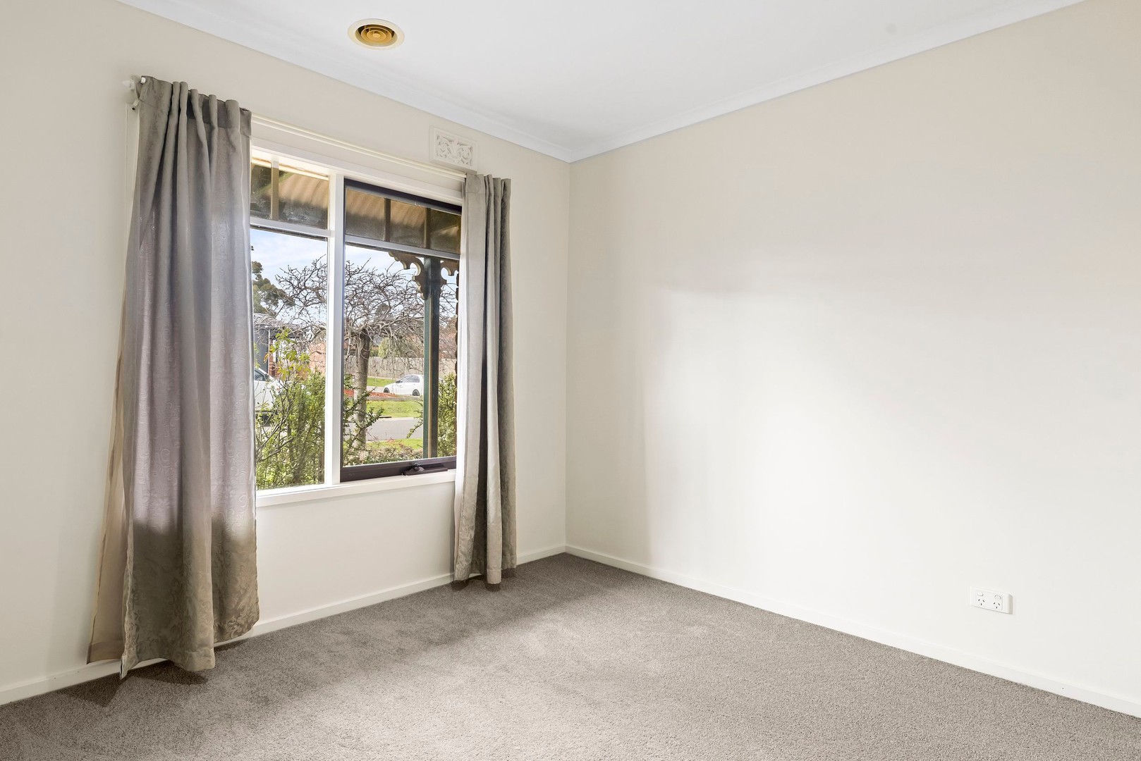 20 Harvey Court, Roxburgh Park, VIC 3064, Roxburgh Park - Thumbnail 4