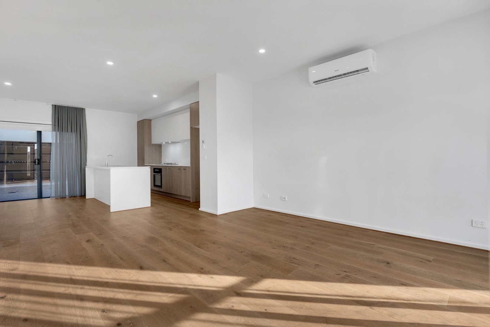 20 Hawkesbury Drive, Donnybrook, VIC 3064 - Thumbnail 2 - 11/02/2026