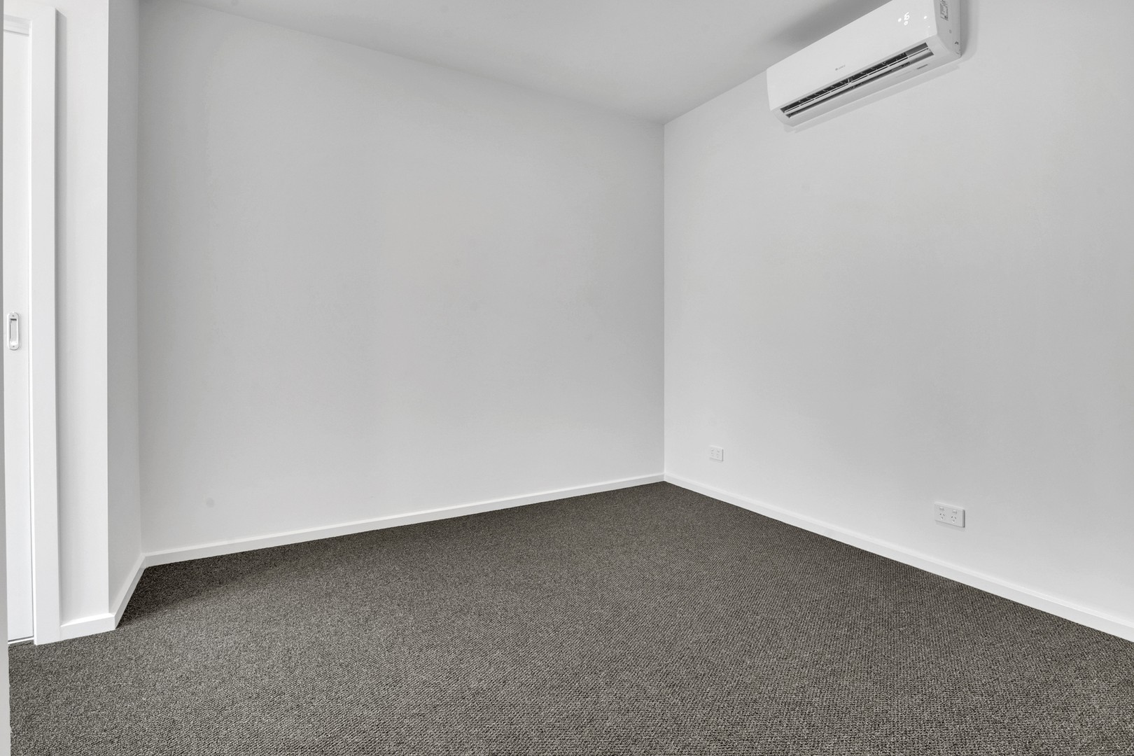 20 Hawkesbury Drive, Donnybrook, VIC 3064, Donnybrook - Thumbnail 5