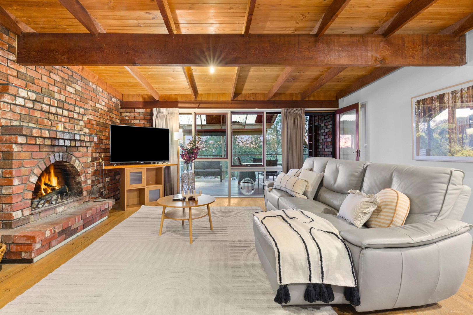 20 Heacham Road, Eltham North, VIC 3095 - Thumbnail 2 - 30/10/2025