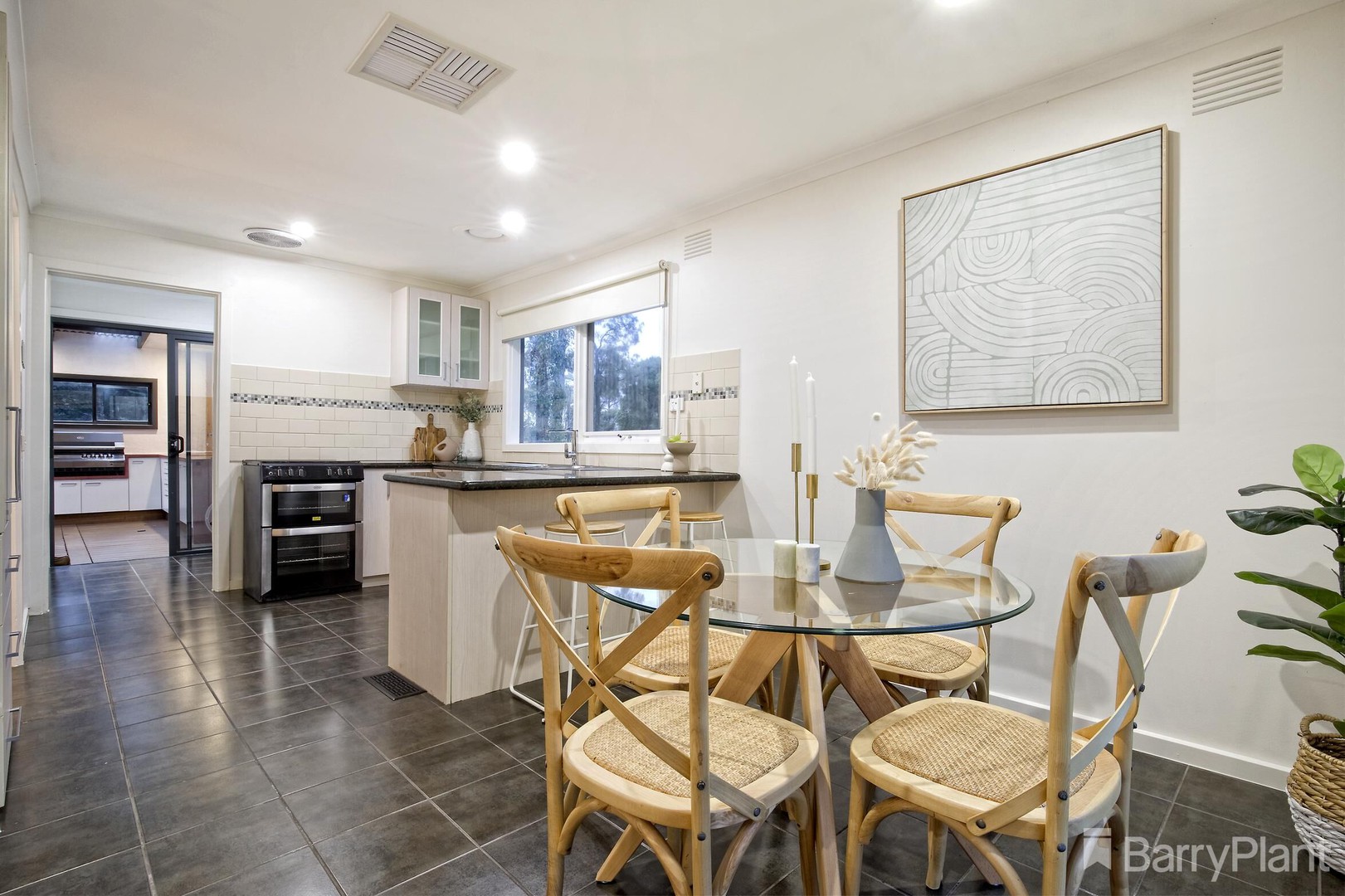 20 Hillside Road, Cockatoo, VIC 3781, Cockatoo - Thumbnail 7