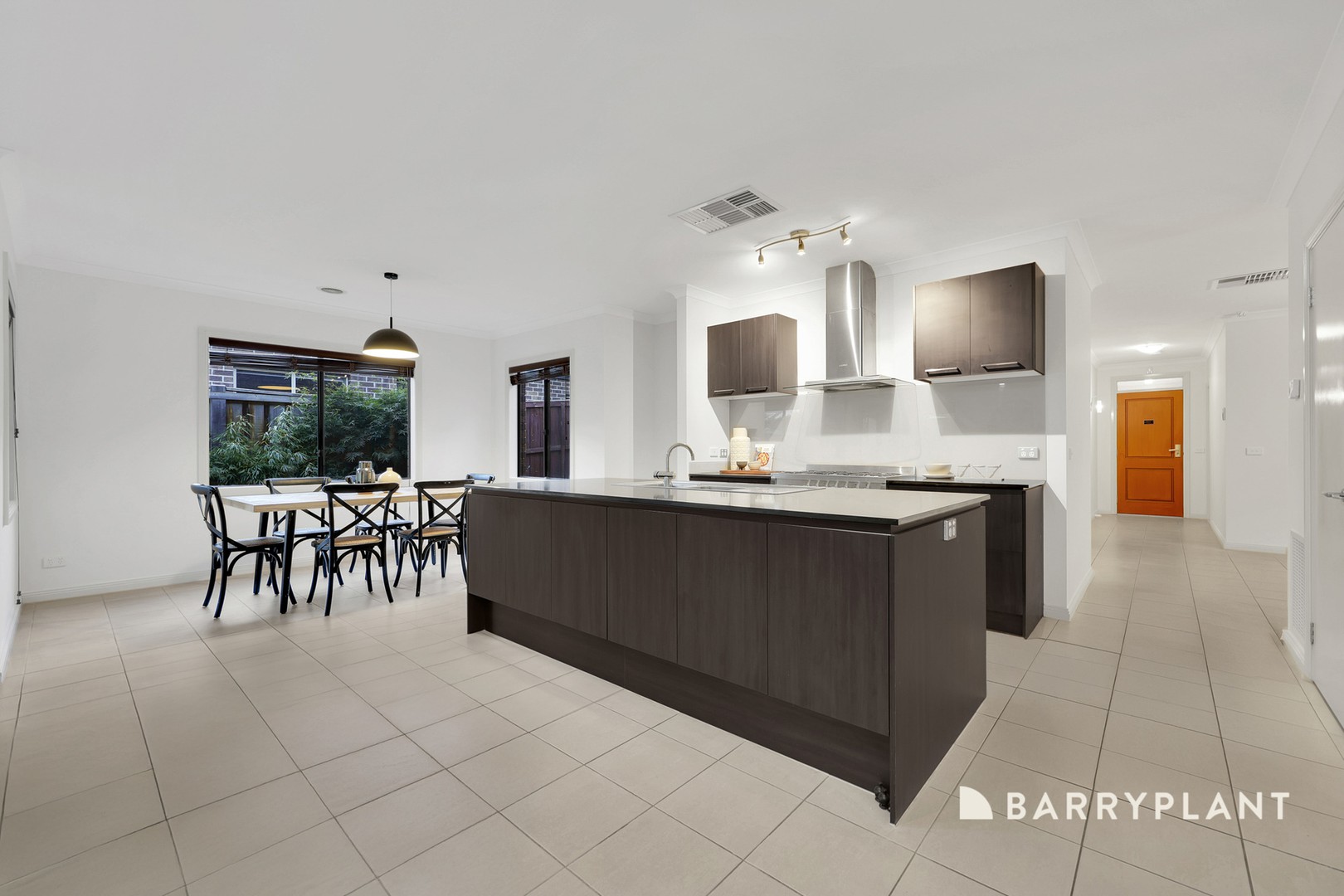 20 Hutmil Drive, South Morang, VIC 3752, South Morang - Thumbnail 3