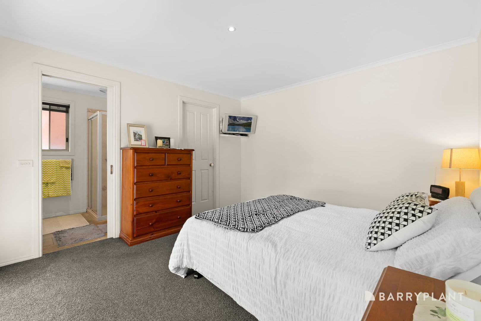 20 Jarryd Crescent, Berwick, VIC 3806, Berwick - Thumbnail 2