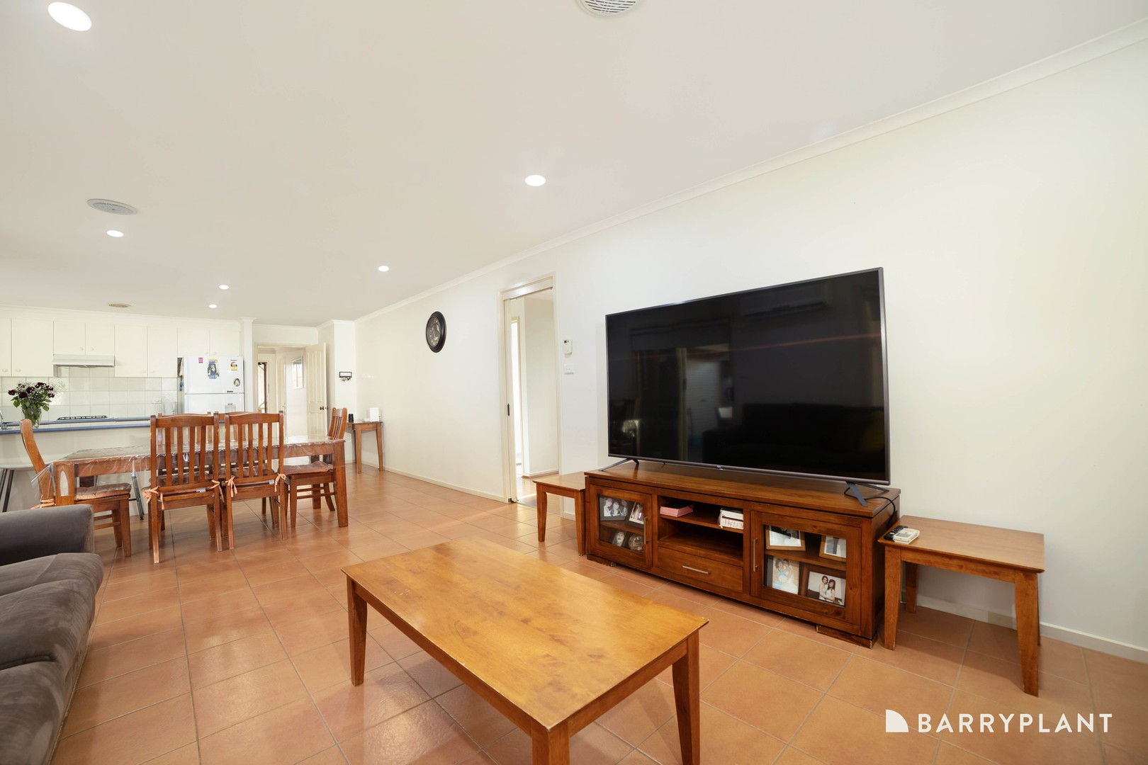 20 Johnson Bowl, Meadow Heights, VIC 3048, Meadow Heights - Thumbnail 6
