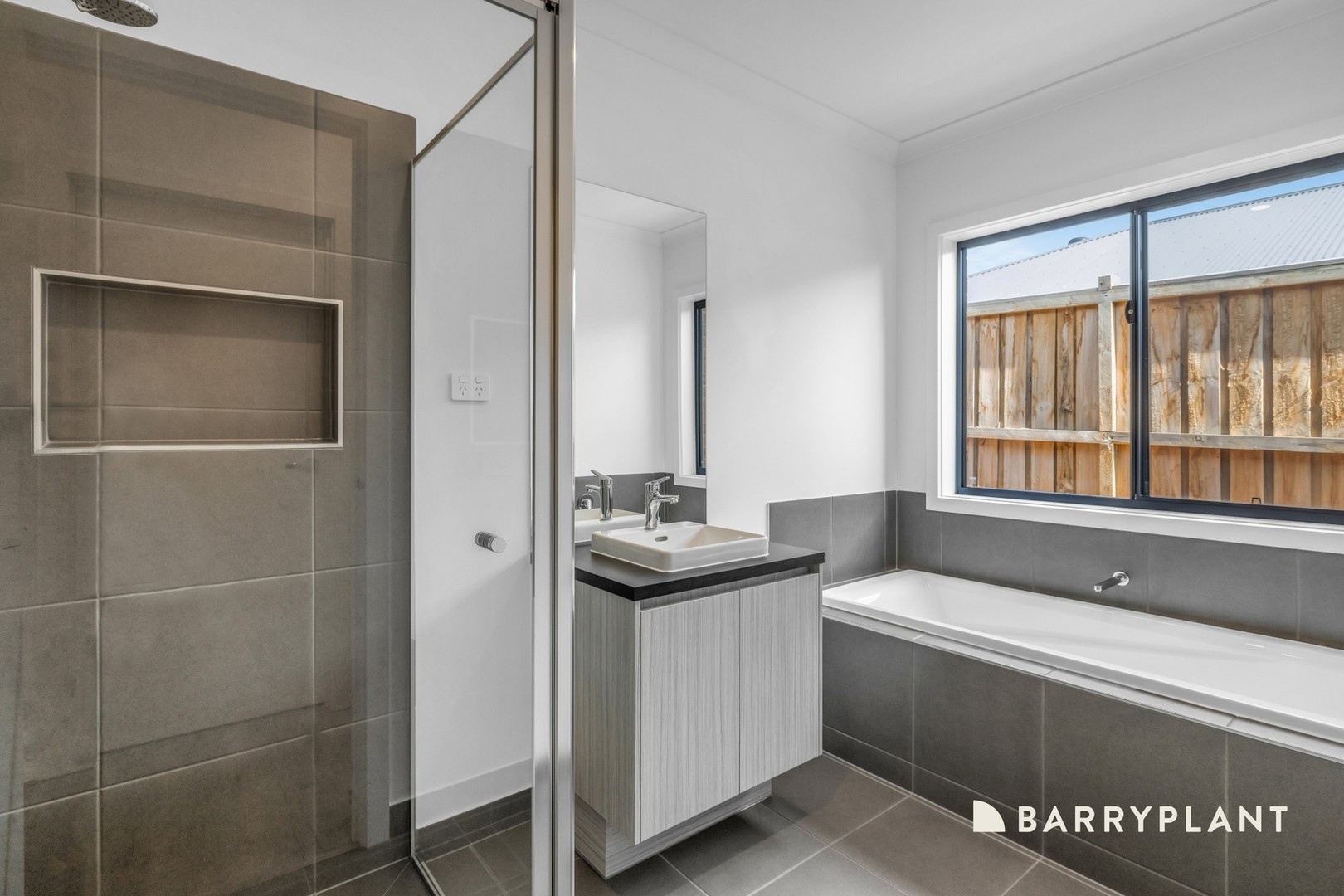 20 Kurrajong Road, Warragul, VIC 3820, Warragul - Thumbnail 7